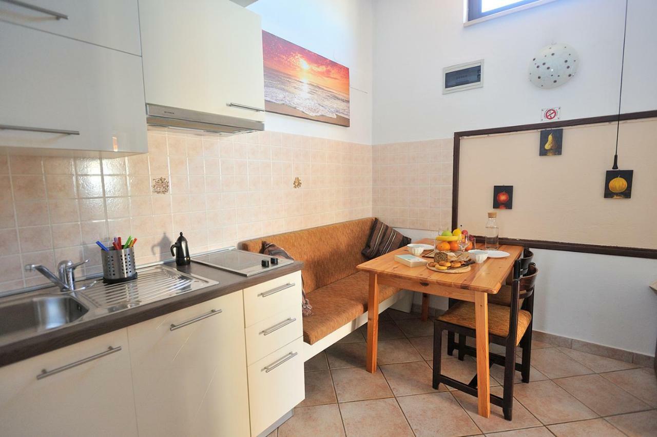 Apartments Fabac Porec Esterno foto