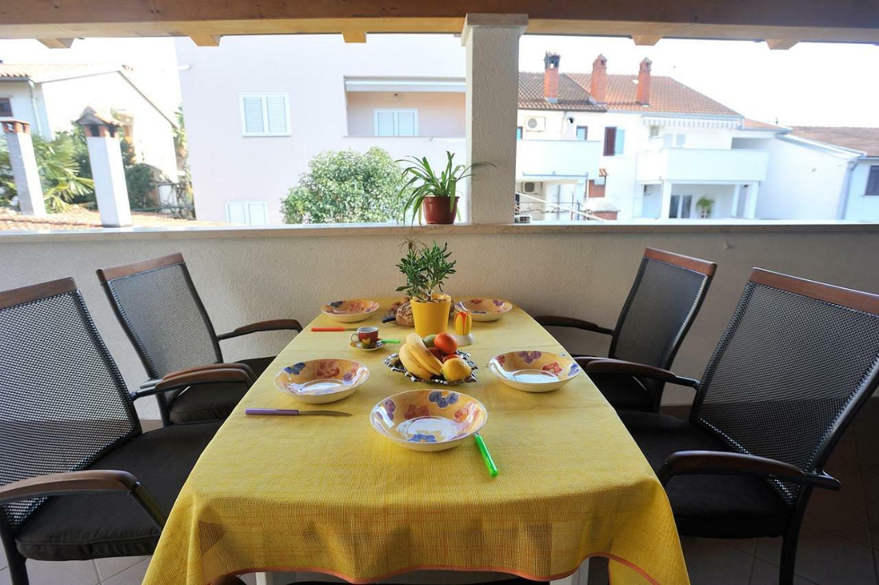 Apartments Fabac Porec Esterno foto